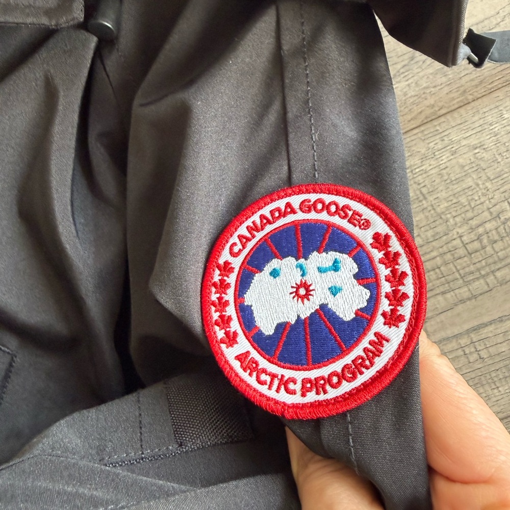 Canada Goose Black chilliwack bomber (Large) - Picture 3 of 13